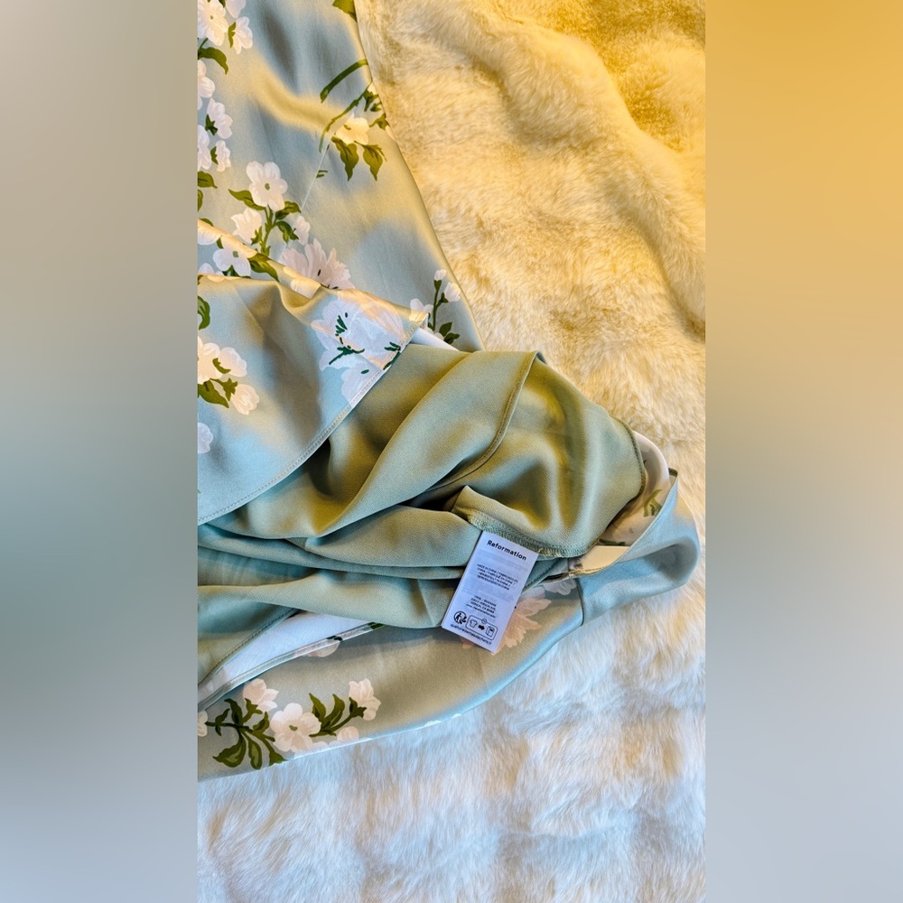 Reformation Anaiis Silk Dress In Tarragon, brand new, never worn. - Picture 16 of 16